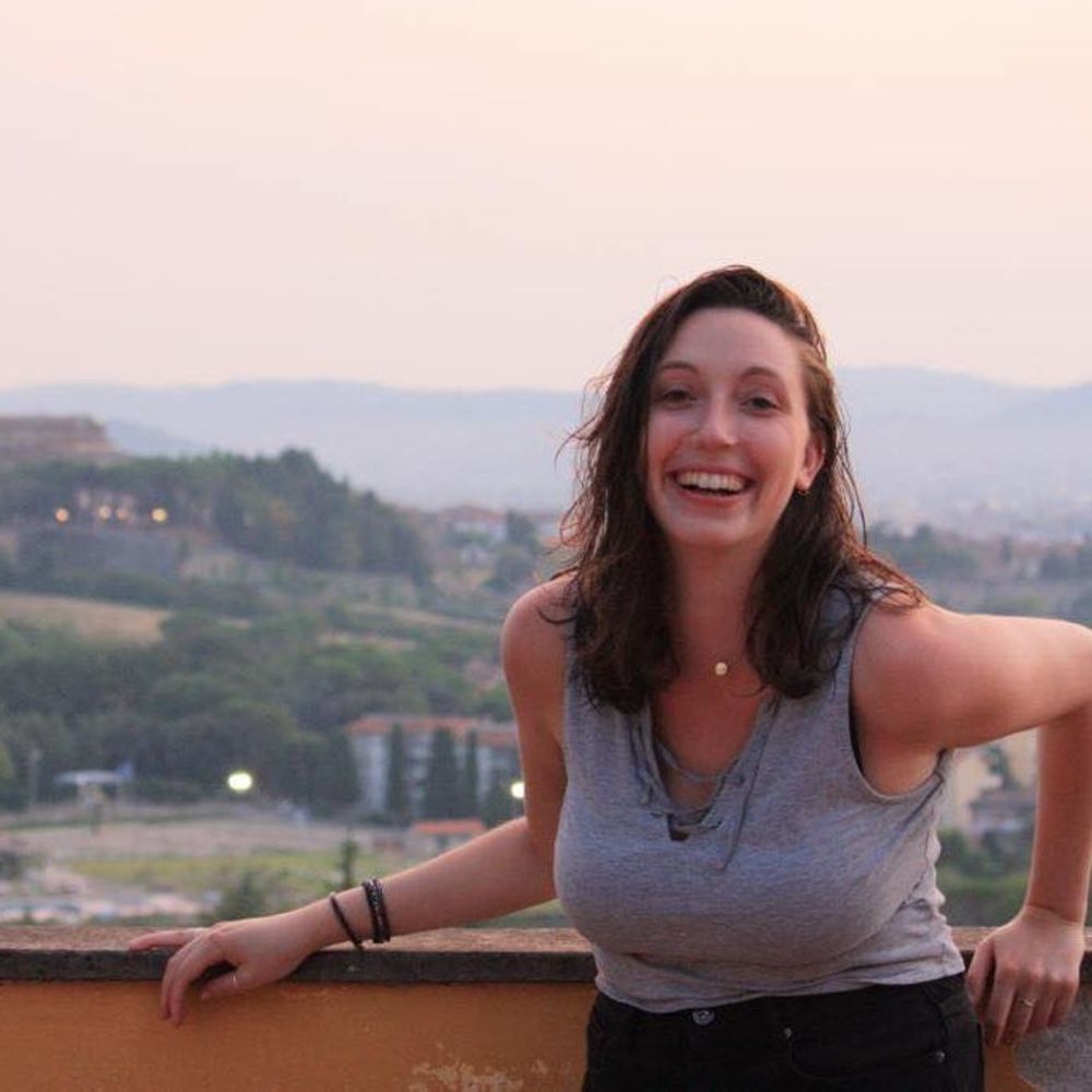 Meet your Posher, Becca